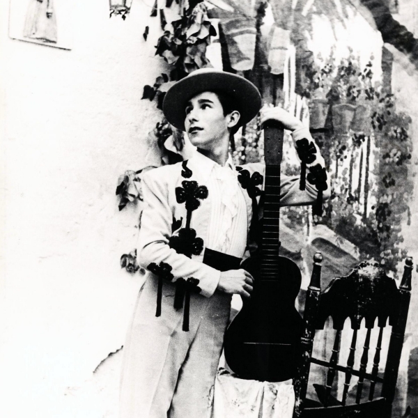 Retrato de joven vestido de corto ca. 1940