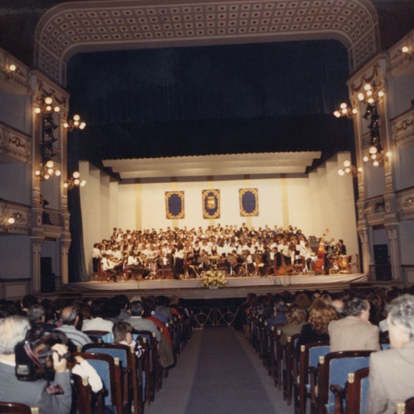 Concierto en el Teatro Cervantes en 1987