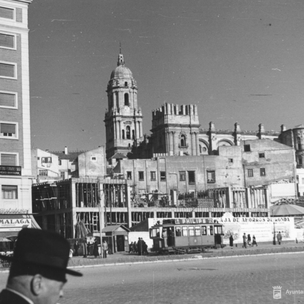 Plaza de la Marina y Catedral. Año 1950